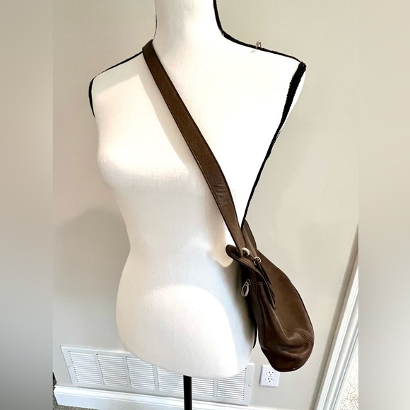 VINTAGE ROLFS LEATHER HANDBAG - Picture 11 of 16